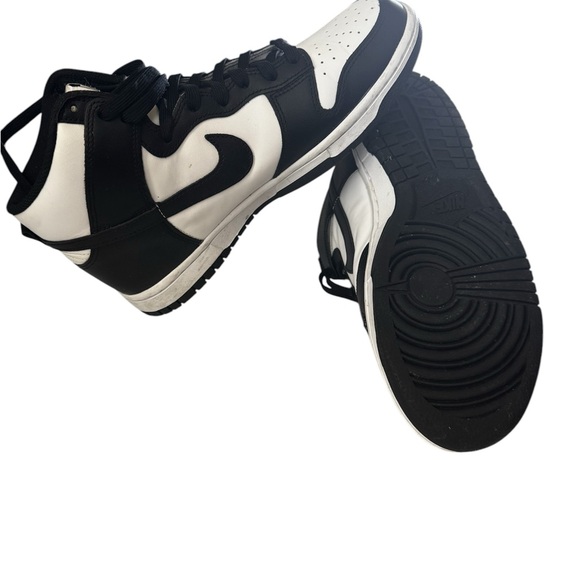 Nike Men’s Dunk High Retro - Picture 2 of 4